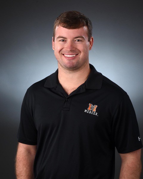 Dr. John Morris, dentist and owner at Morris Family Dentistry posing for a portrait picture - Morris Family Dentistry Dr. John Morris, dentist and owner at Morris Family Dentistry posing for a portrait picture - Morris Family Dentistry